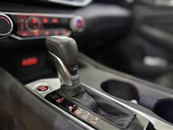 نيسان ألتيما